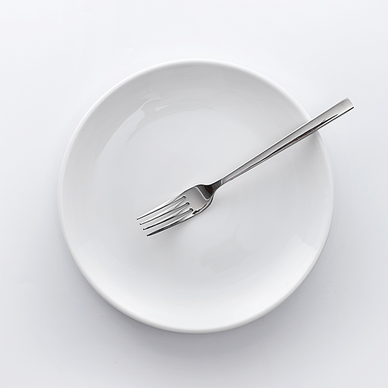H.P Ivory / 7" Rimmed Think Plate