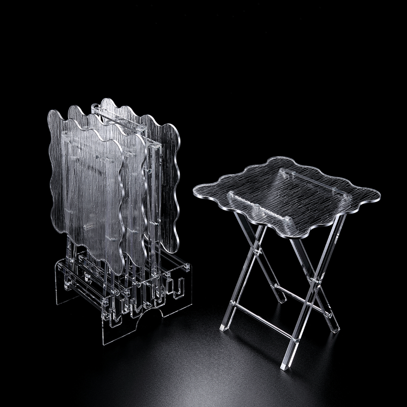 طقم 4 طاولات أكريلك بتصميم مموج مع مخطط بشكل مربع من ڤاج
