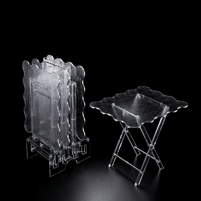 طقم 4 طاولات أكريلك بتصميم مموج مع ستاند مخطط بشكل مستطيل من ڤاج